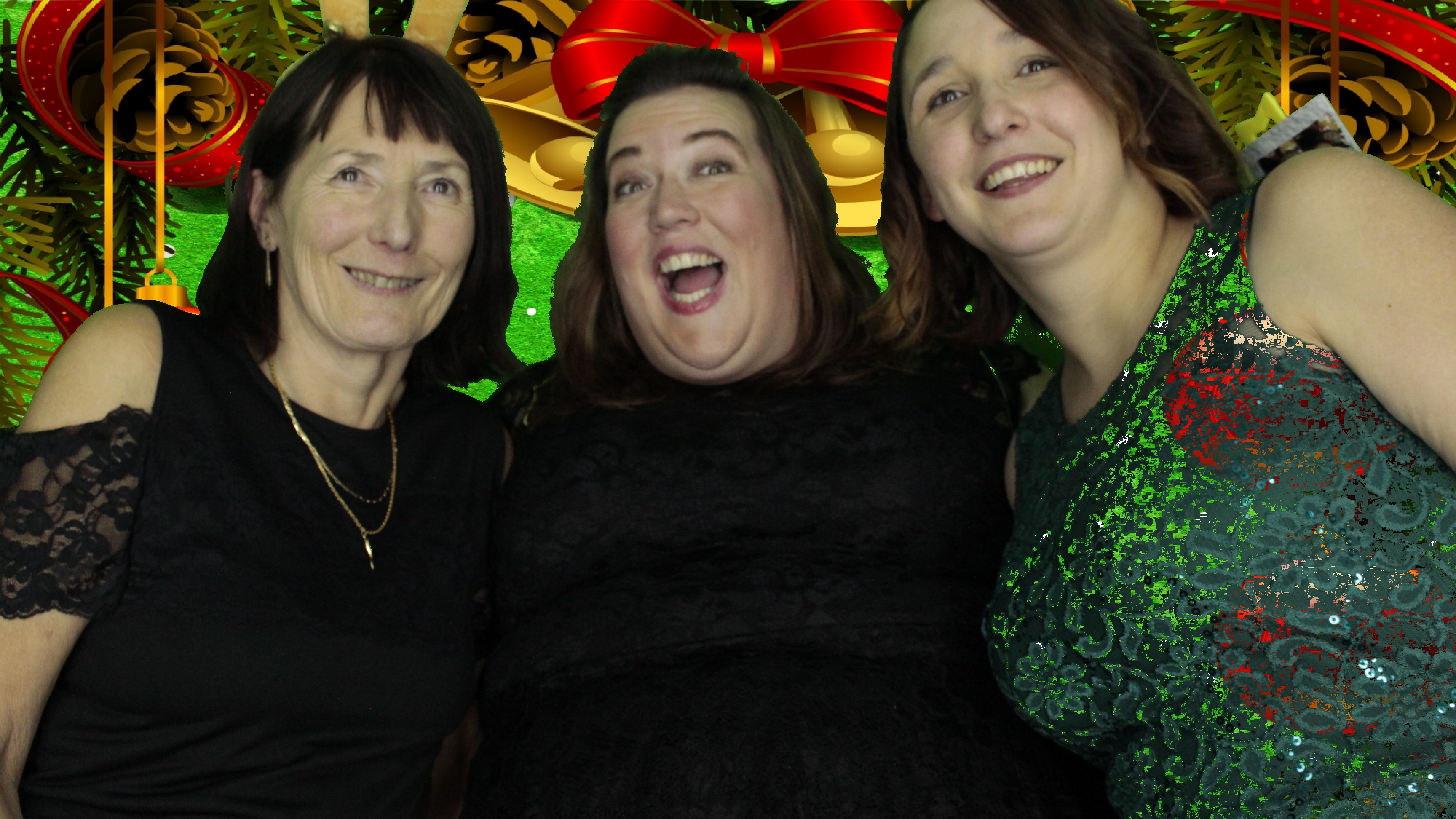 Portsmouth Water Christmas Party | View more photos from the event at gallery.myphotoboothexperience.co.uk/u/MyPhotoBoothExperienceLtd/Portsmouth-Water-Christmas-Party